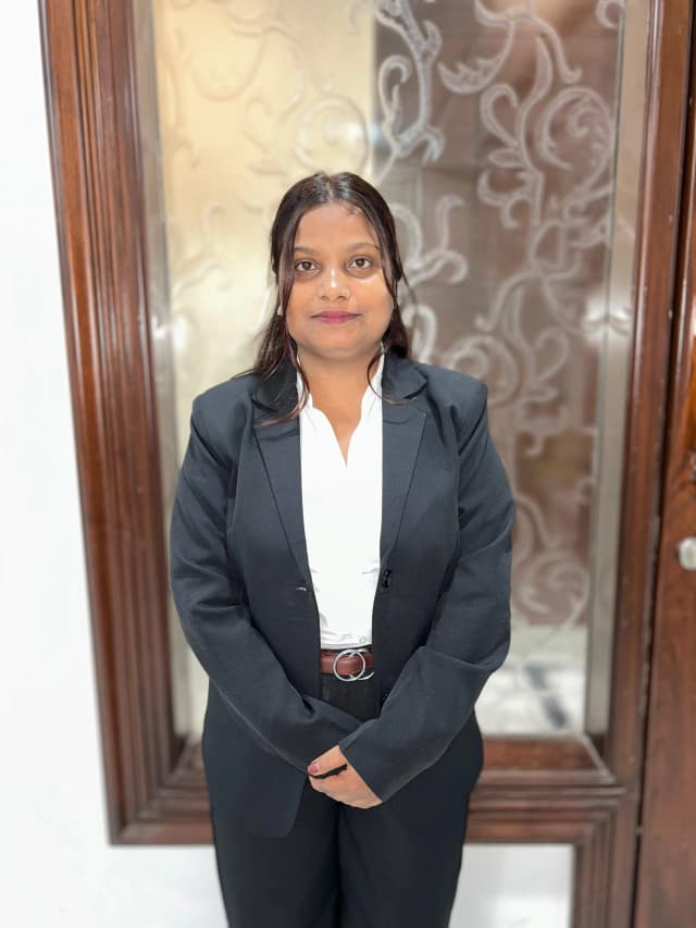 Ms. Pooja Executive Business Development at Dr. Dangs Lab Central Lab